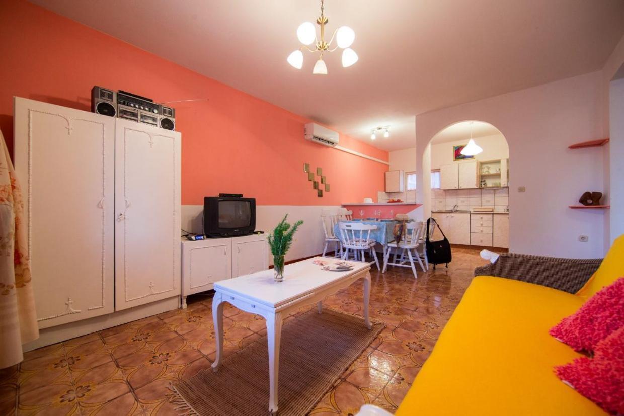 Silver Beach Apartments Vis Zewnętrze zdjęcie
